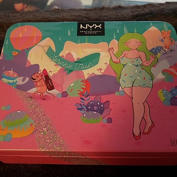 FLASH SALE ๐NYX๐ Sprinkle Town๐ gift set๐ - Picture 5 of 5